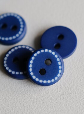 12mm 一颗价英国Textile Garden蓝底白色波点边纽扣