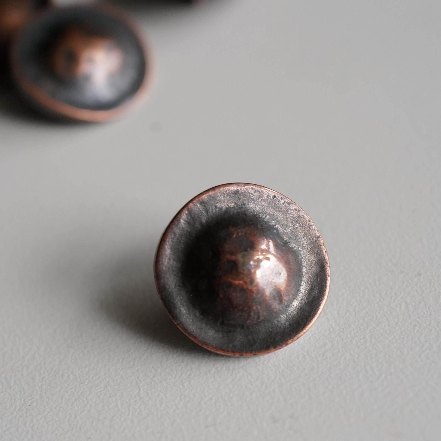 22MM 하나의 가격 영국 섬유 정원 매우 가벼운 오래된 구리 색상 코팅 돔 센터 ABS 버튼