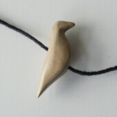 绝版 46mmx15mm一颗价德国JIM浅灰褐色啄木鸟侧影造型木质串珠