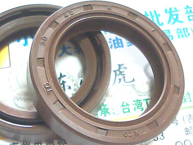 TC30*42*8XTO氟胶耐高温油封