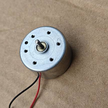 DIY 300c电机3V-6V低压启动USB太阳能风扇diy学生静音马达