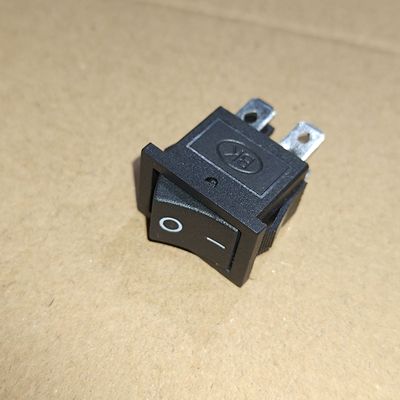 一元两个 KCD1 船型开关15*21mm四脚开关 250V6A 双路船型开关