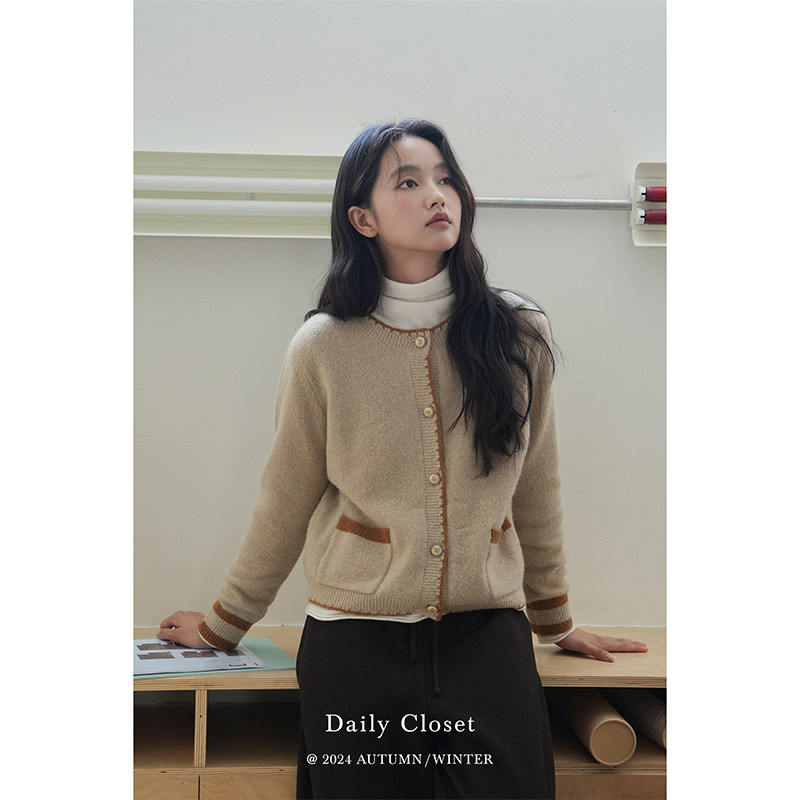 DAILY CLOSET复古精致拼色圆领针织开衫燕麦色慵懒感羊毛毛衣