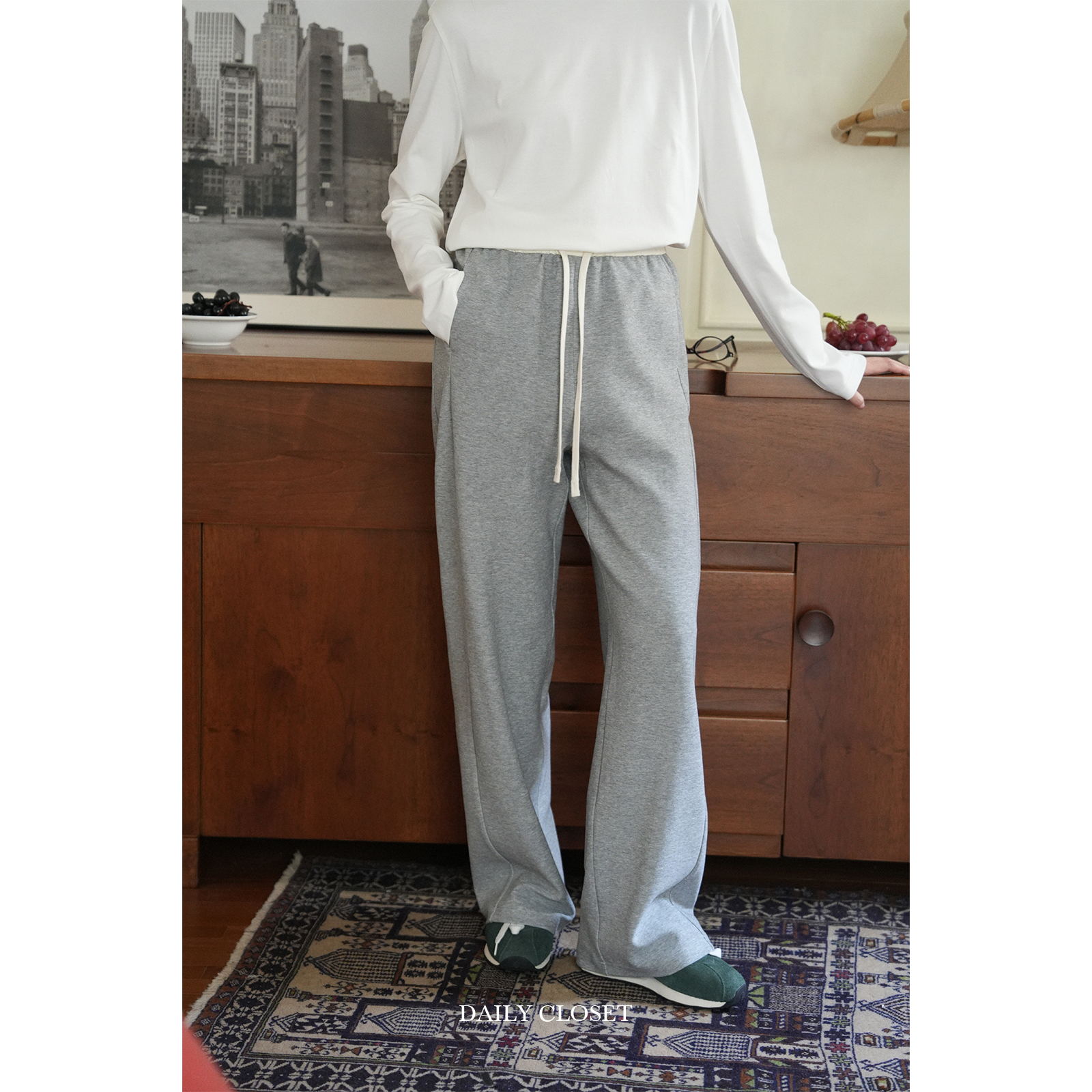 DC舒服的遛弯 2025秋季新款绒感毛巾棉灰色直筒宽松梨形拖地卫裤