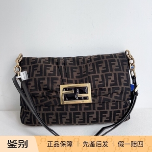 好成色包面内里干净老花边角完好 Fendi 金扣老花单肩包尺寸33