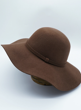 韩秋冬黑色黄色焦糖棕色羊毛毡大帽檐帽子女英伦复古赫本波浪礼帽