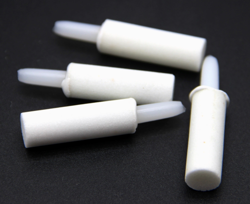 高温烧结白刚玉圆柱气泡石