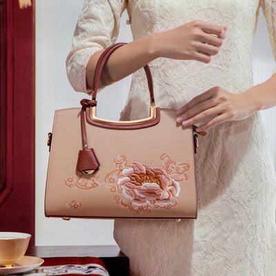 国风刺绣手提包女单肩气质轻奢母亲节送妈妈老婆婆婆生日礼物