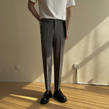 深灰色