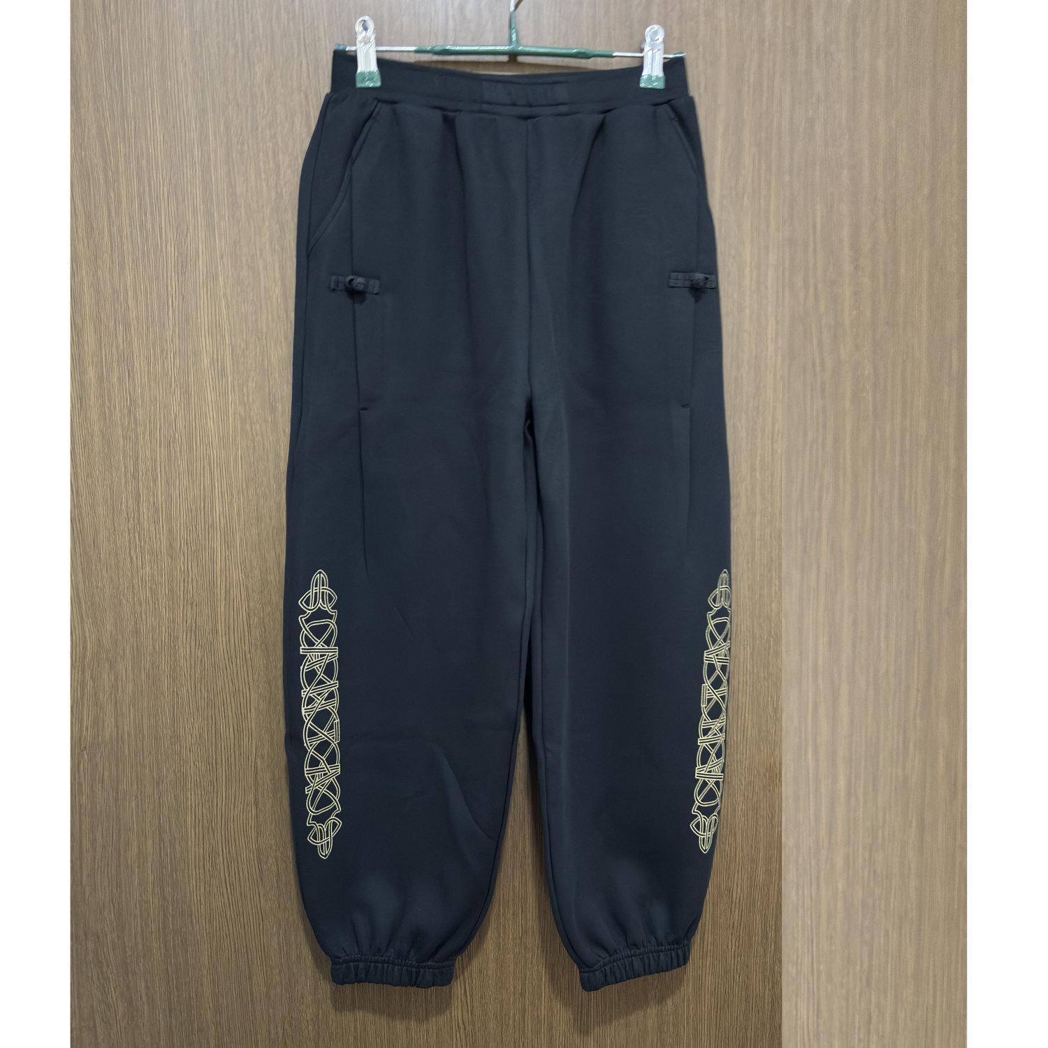 安踏儿童正品春秋款男大童休闲宽松百搭束脚针织运动裤352518703