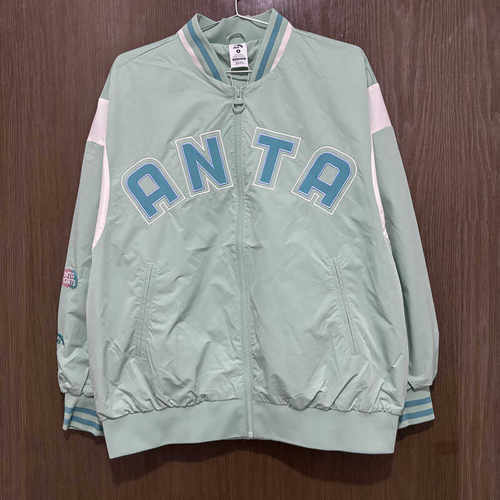 休闲宽松V领外套安踏户外青年