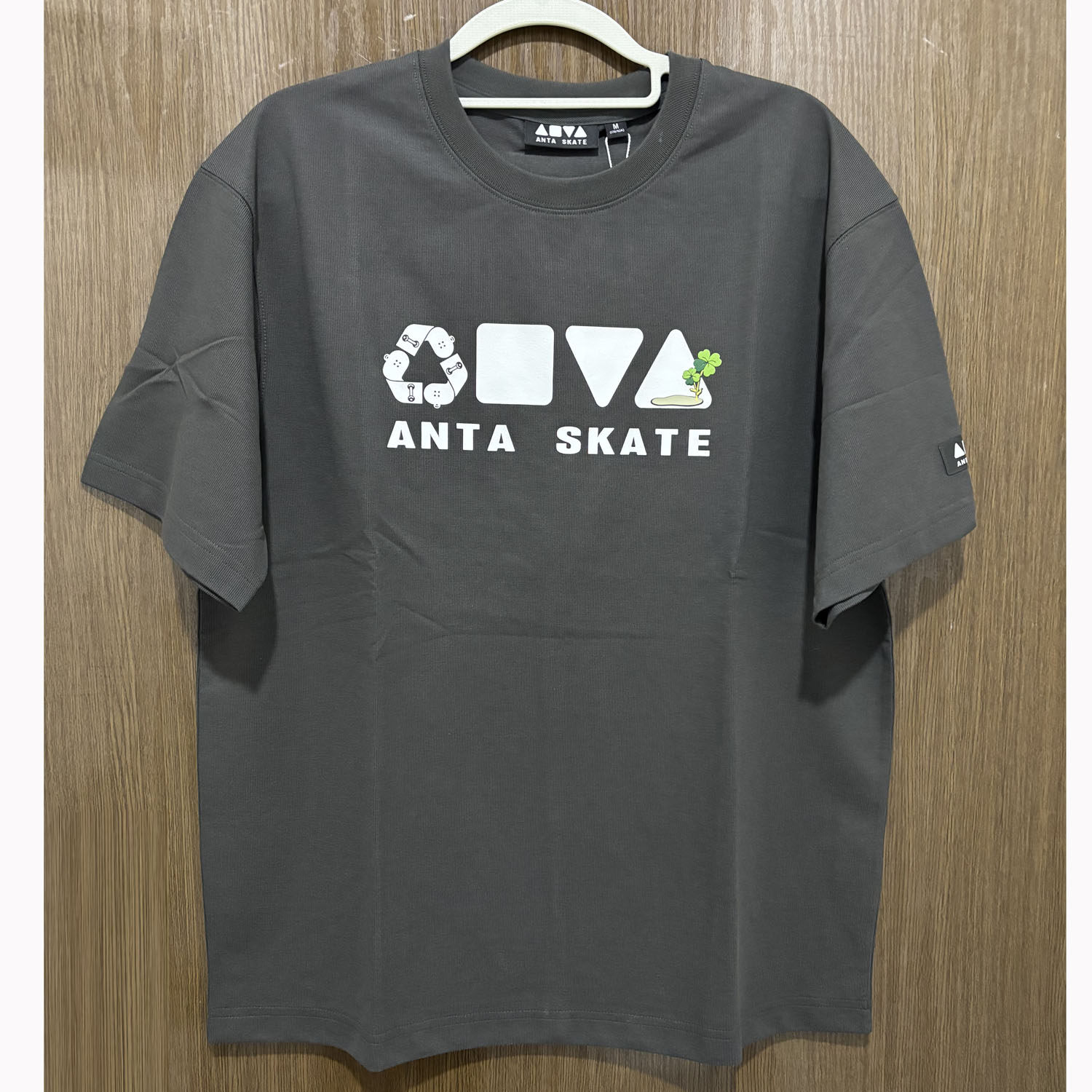 安踏正品夏圆领宽松透气吸湿舒适针织运动潮流短袖T恤衫172438111,运动服/休闲服装,运动T恤,淘宝优惠券,粉丝福利购,淘宝优惠卷