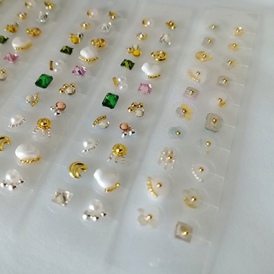 轻奢金色系水钻磁珠透明耳穴贴耳豆耳饰贴穴位刺激压力贴耳贴