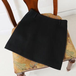 带腰袢后拉链 高腰A字裙 丝般手感羊毛半身裙 有腰袢百搭经典