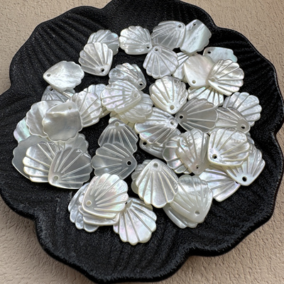 白蝶贝贝壳手工雕刻扇形12.13毫米吊坠饰品配件耳饰头饰