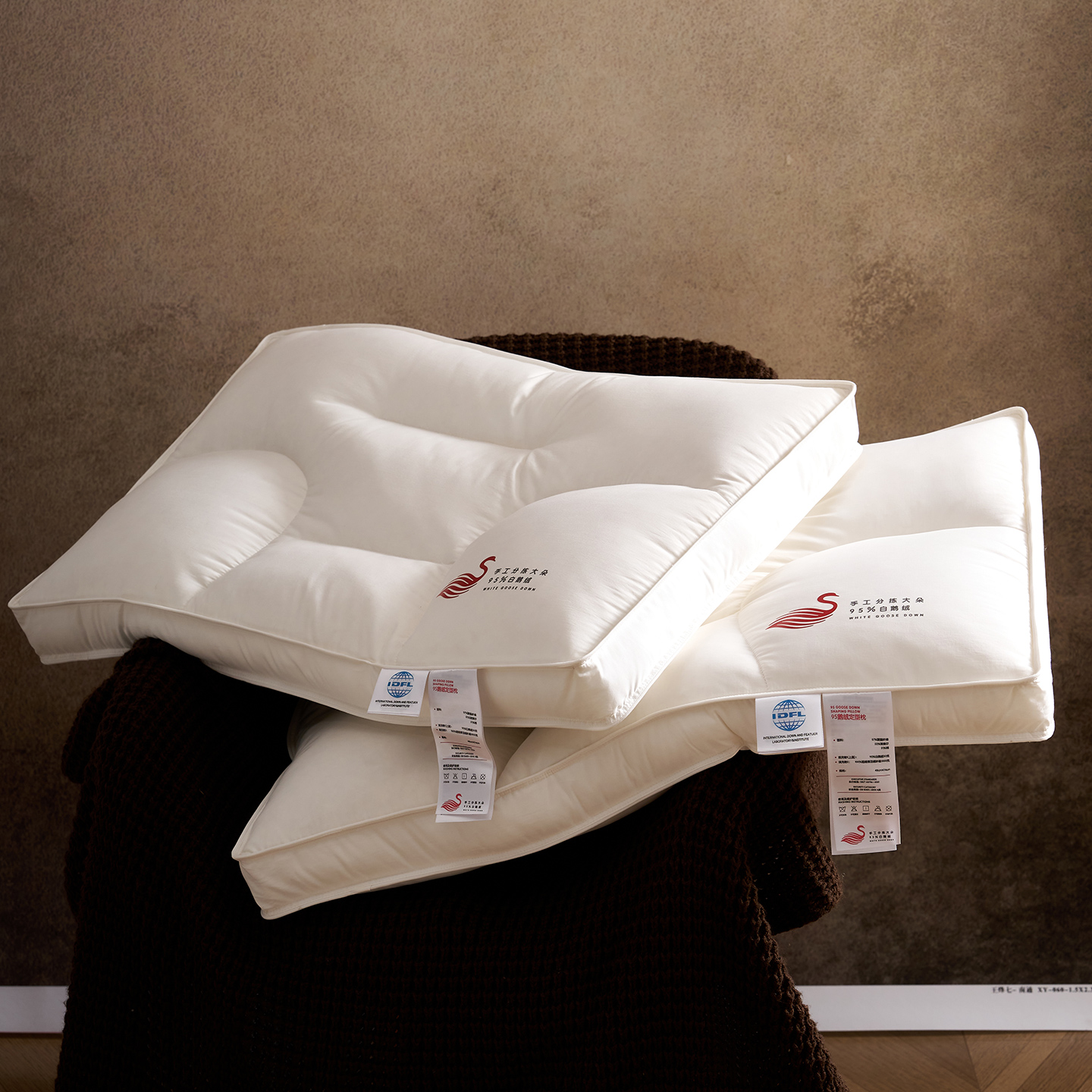 一乐家纺五星级95鹅绒定型枕