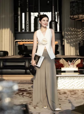 极简艺术风气质套装设计师新款修身V领玫瑰花马甲拖地裤阔腿裤