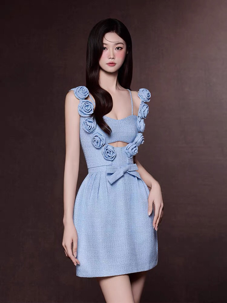 越南小众红色即时千金感立体玫瑰花蓝色宴会小礼服无袖甜美连衣裙