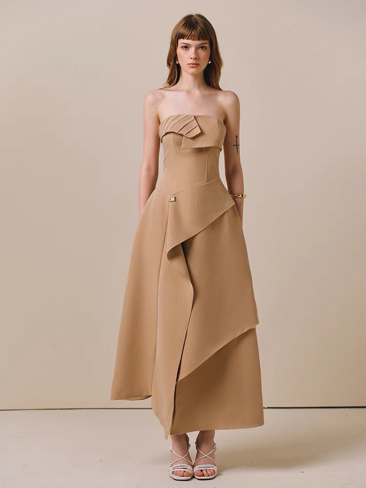 越南设计师气质不规则荷叶边收腰显瘦礼服裙长款大女主抹胸连衣裙