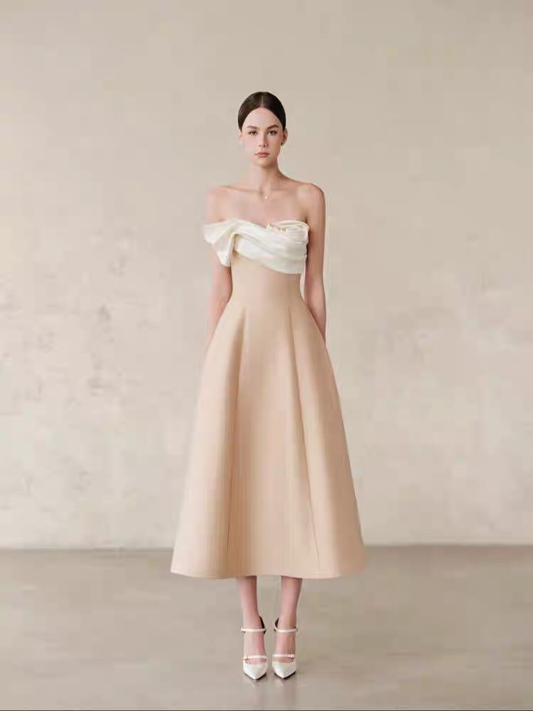 越南小众设计师新款立体花朵撞色抹胸礼服长裙法式气质约会连衣裙