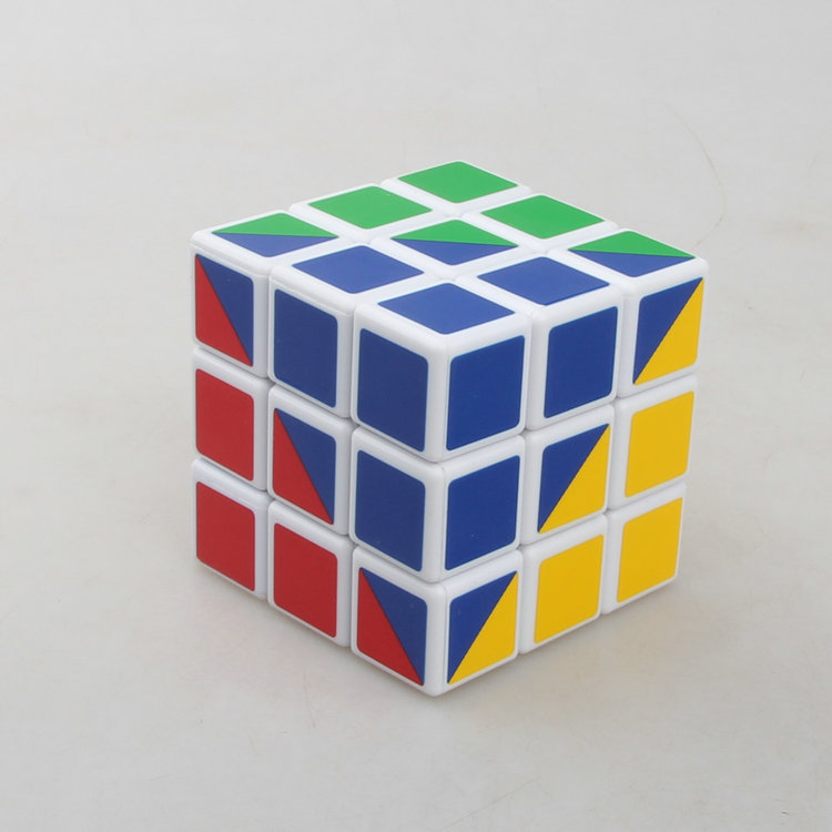 (X- ť  4 ÷ 3  RUBIK `S CUBE WHITE)RUBIK `S CUBE SPECIAL PATTERN 3 -LEVEL RUBIK`S CUBE