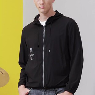 商务时尚 春夏新款 休闲连帽防晒衣夹克外套 0012Y利男装 19CKF0011Y