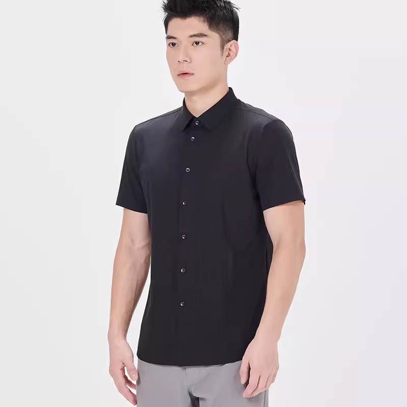 24XXC0132S利家夏季舒适新款休闲暗条纹修身无痕透气短袖衬衫男士