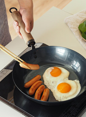 女生补铁轻量铁平底锅日本制造