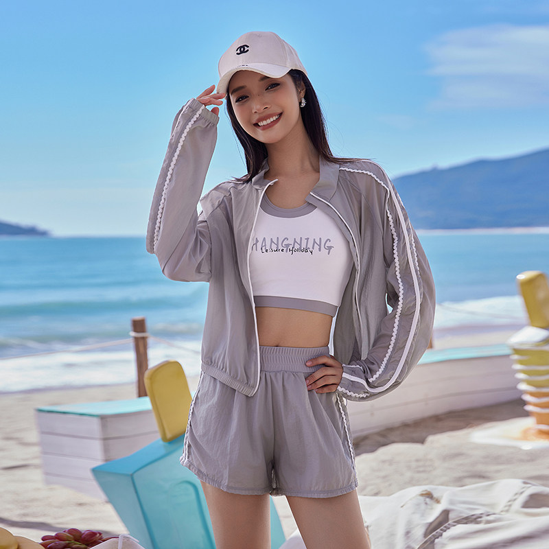 女分体长袖速干防晒显瘦白游泳衣