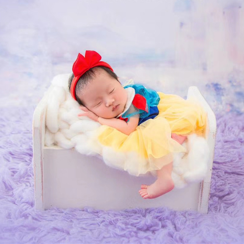 婴儿摄影服装白雪公主照相服宝宝月子照影楼新生儿满月百天照道具
