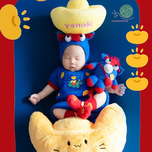 新生的儿摄影主题服装马宝宝拍照帽子衣服玩偶婴儿月子照影楼道具