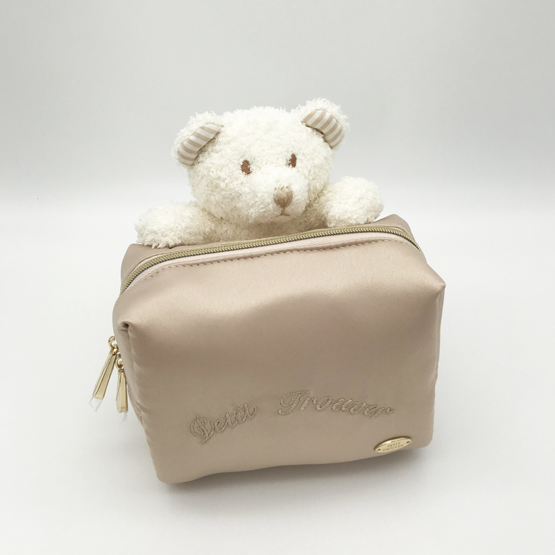萌兔萌熊化妆包petittrouver收纳