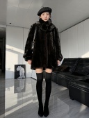 99新 进口Saga金标认证非宝嘉美逆毛整皮水貂翻领立领皮草外套L码