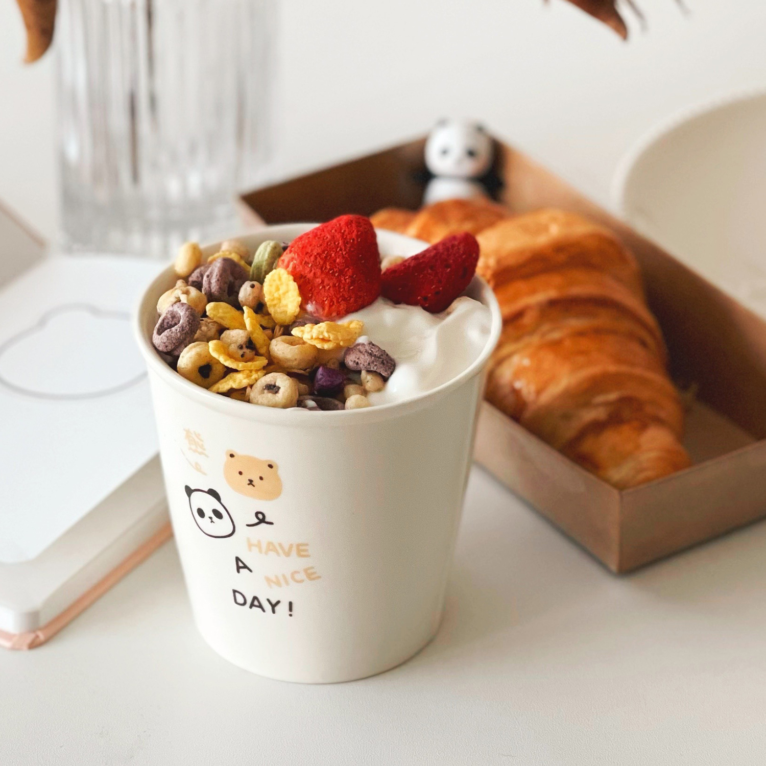 ins风仿纸杯造型陶瓷手握杯有熊