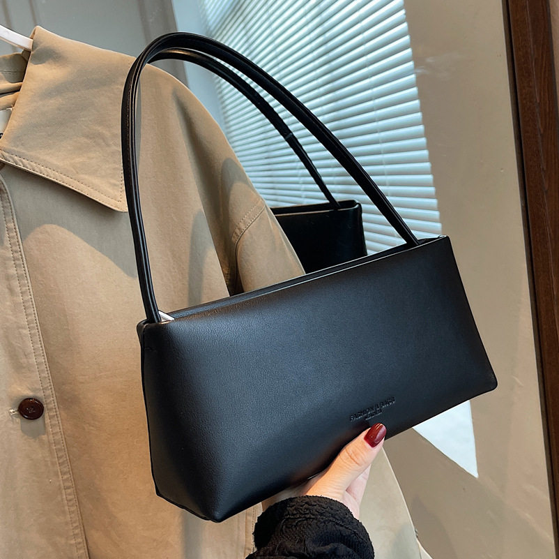 高级质感小众包包女2025新款潮今年流行质感ins单肩腋下包斜挎包N