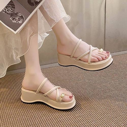 痞老板原创女鞋2025年夏季露趾坡跟高跟鞋一字带凉鞋绝美厚底拖鞋