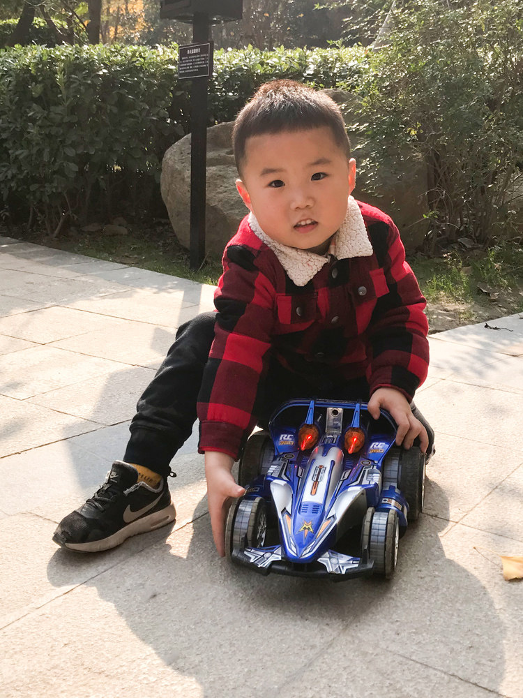 Children's electric remote control car off-road vehicle toy car girl four-wheel drive drift stunt car dump truck warrior model