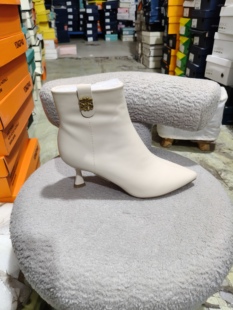 新款 薄绒时装 女鞋 靴舒适百搭女鞋 靴851靓典米色 时装 2025冬款