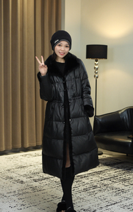 海宁绵羊皮鹅绒服皮衣2025宽松显瘦收腰水貂毛领皮草外套中长女款