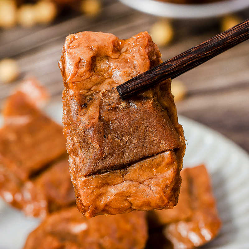 网红烤肉豆干夹肉豆腐干厦门香辣烧肉豆脯办公室即食零食独立包装