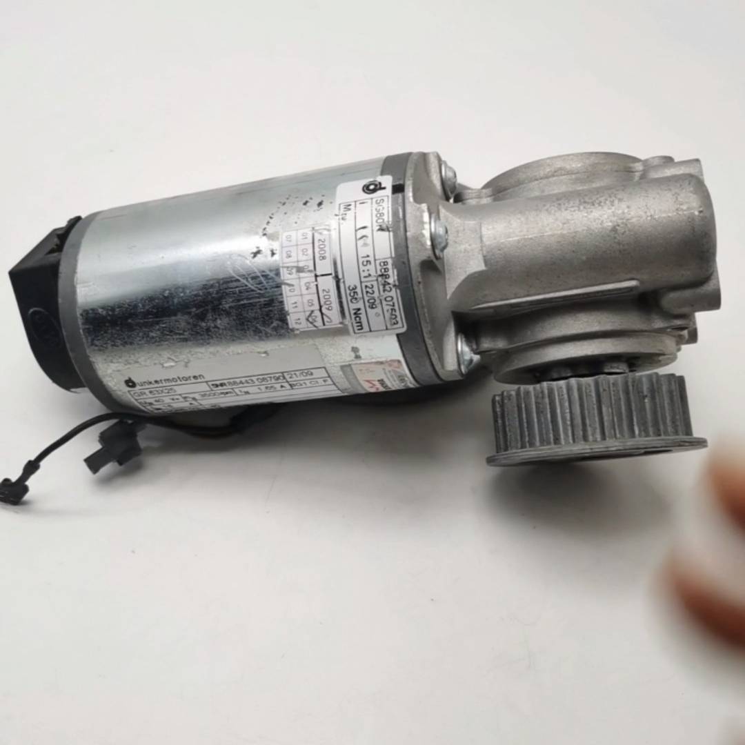 GR63X25 DC40V 3500rpm+SG80K 15议价 维修！！！