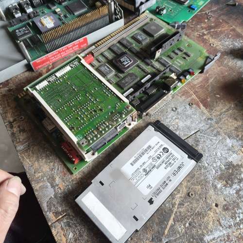 AB1785一MF32/A储存器，，实物图，包功能。议价及维修！