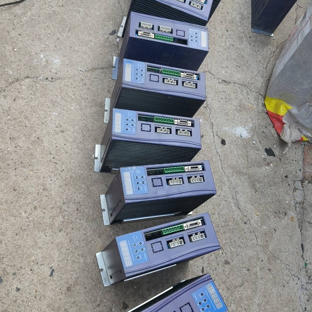 川田K9模板机驱动器，150元台议价 维修！！！