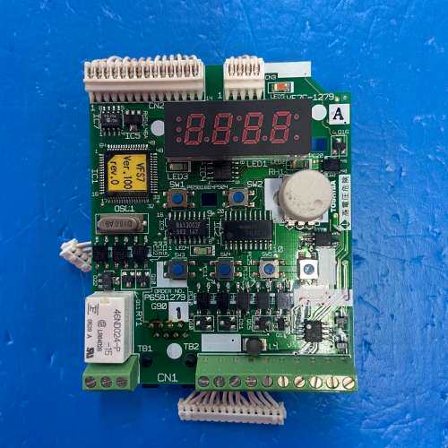 东芝变频器VF-S7 VFS7主板 控制板 CPU板议价及维修！