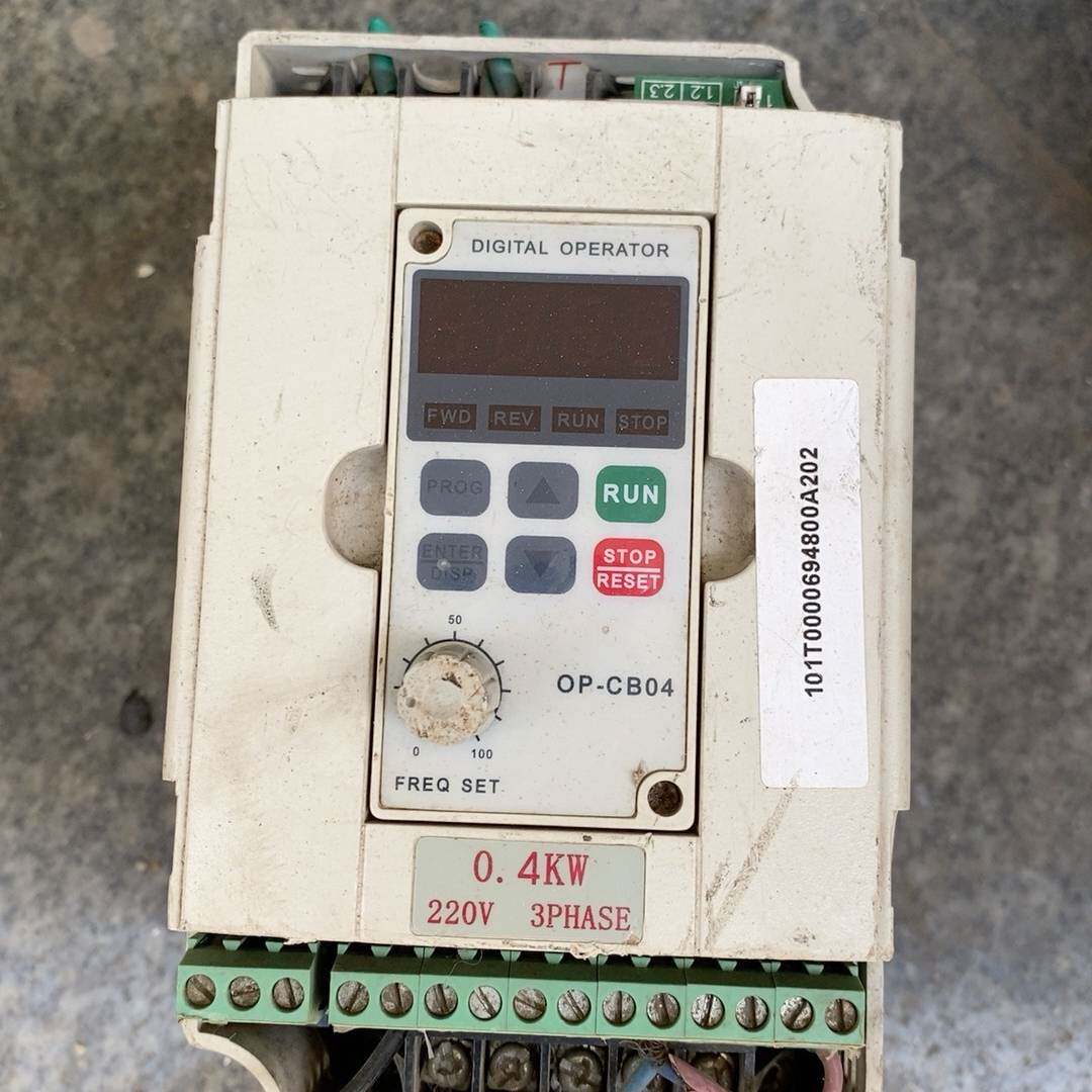 海利浦变频器 HLPC+00D423B 0.4KW 议价 维修！！！