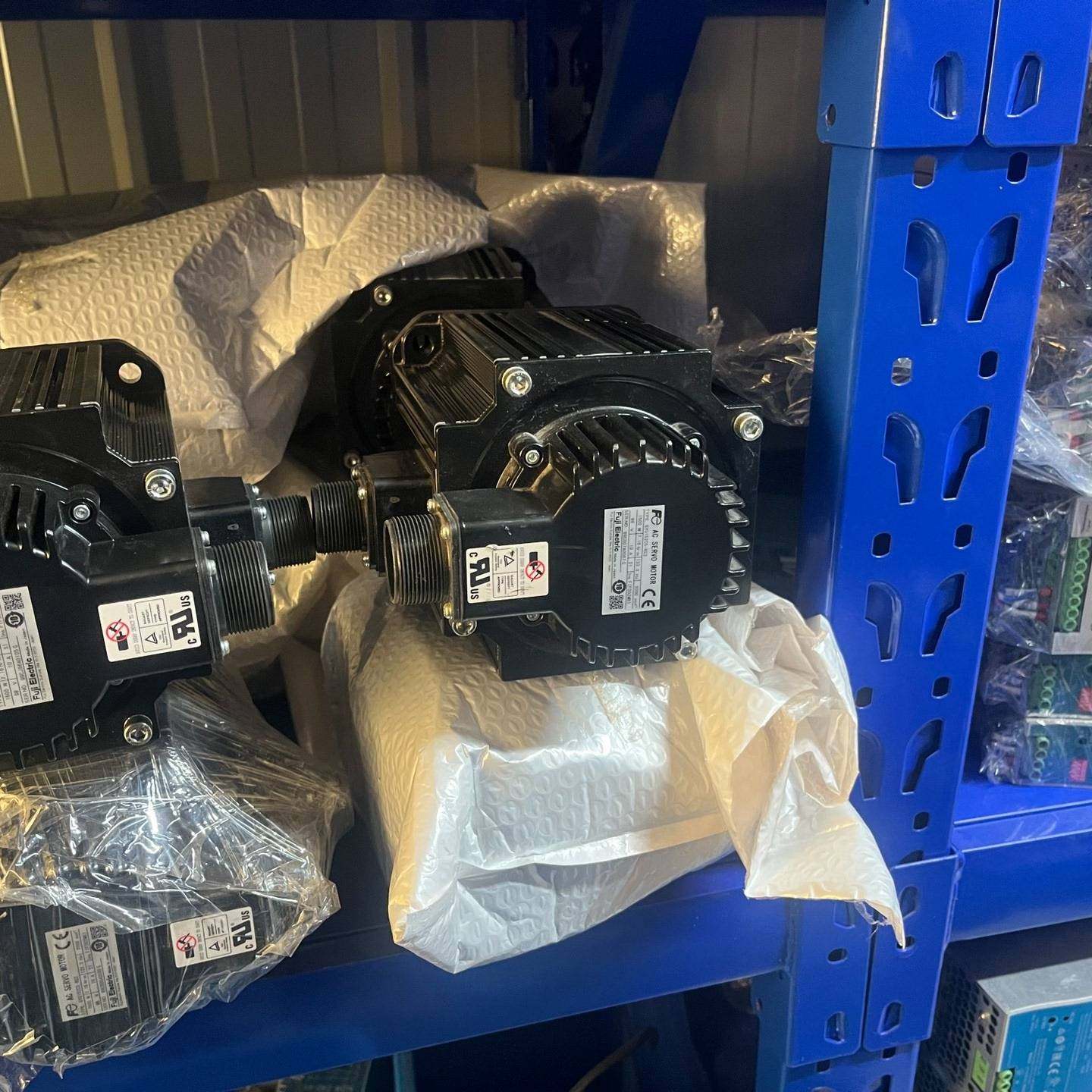 富士伺服电机GYG152C5-RC2议价 维修！！！