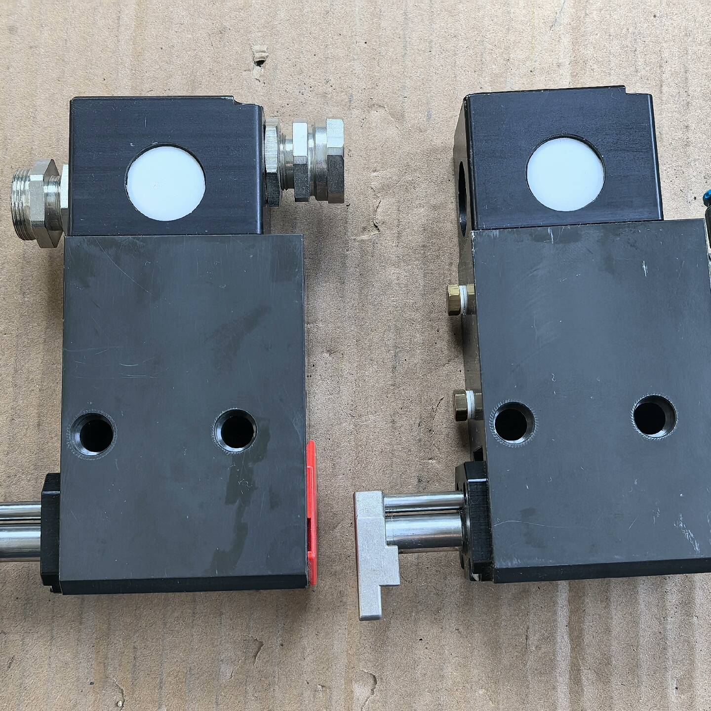 ASUTEC气缸议价 维修！！！