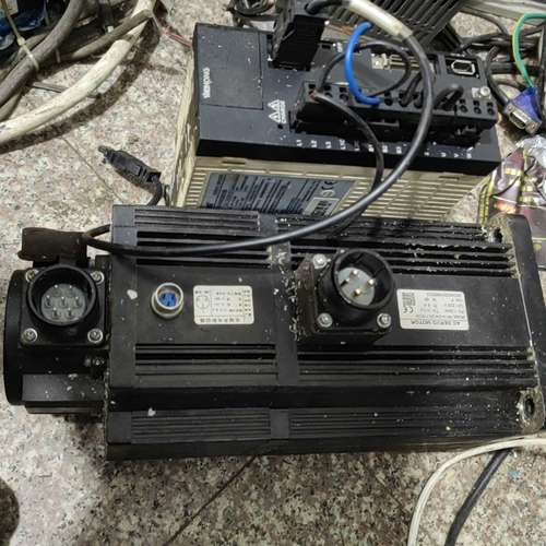 维宏总线驱动器，wsda-6r82m2sb，带刹车电机MN1议价及维修！