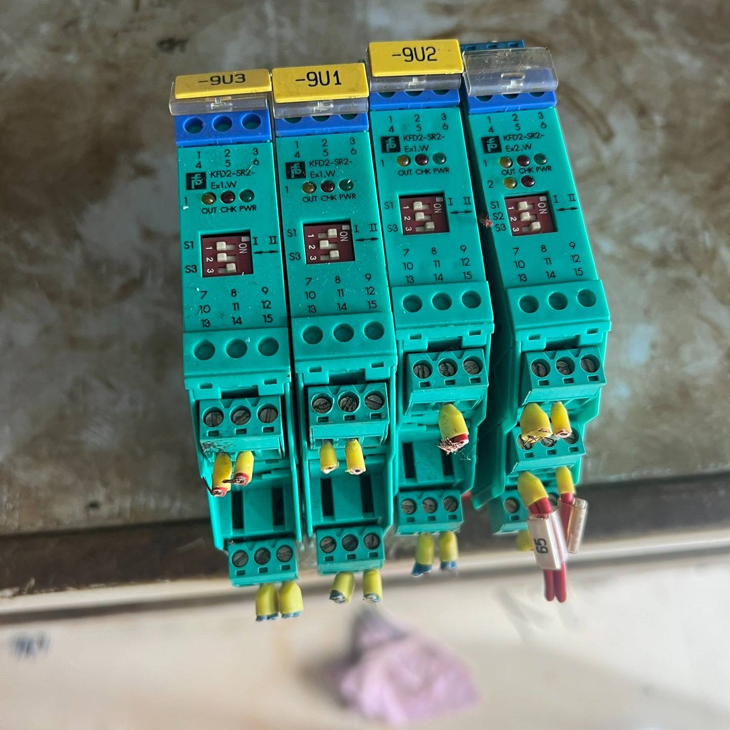 倍加福 P+F隔离栅KFD2-SR2-EX2.W议价 维修！！！