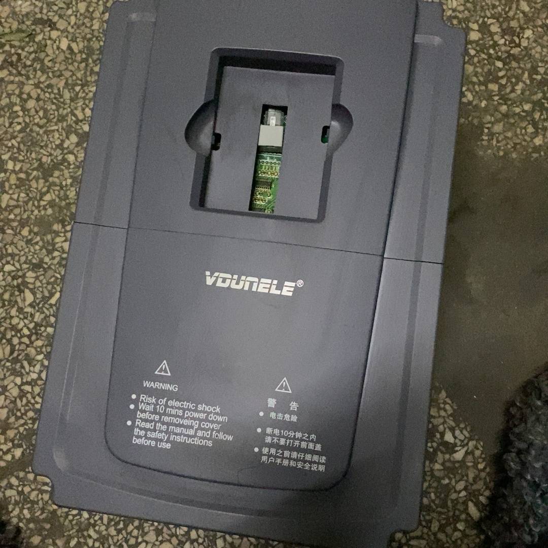 维盾变频器VFD9000-P022-T4、22KW议价 维修！！！